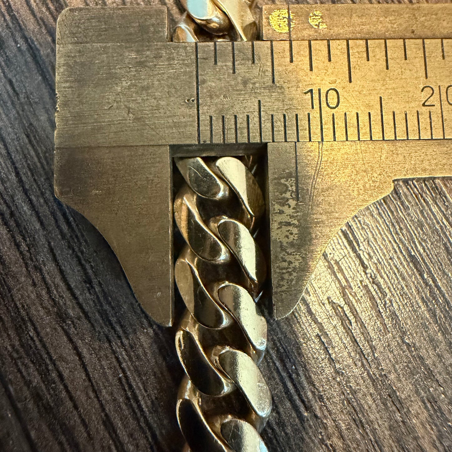 Vintage Solid 18k Yellow Gold Classic Cuban Link Bracelet  (7.5”)