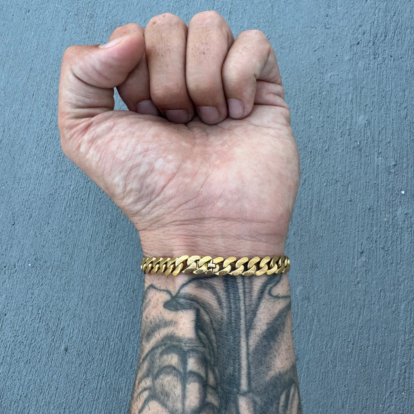 1960’s/70’s Solid 18k Yellow Gold Sleek Cuban Link Bracelet (7.25”)