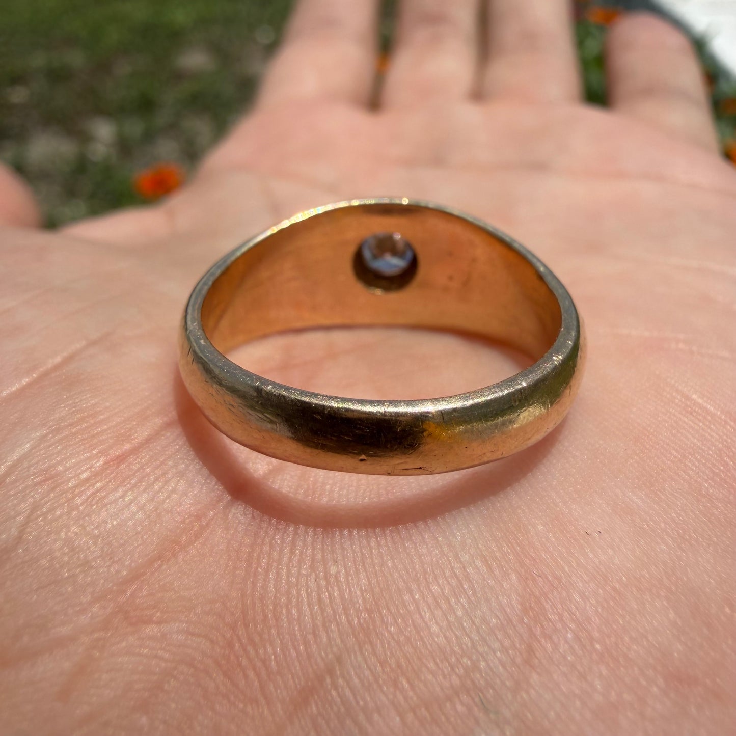 Mid-Century Solid 14k Yellow Gold .45ct Natural VS Diamond Rub Over Gypsy Ring (10)