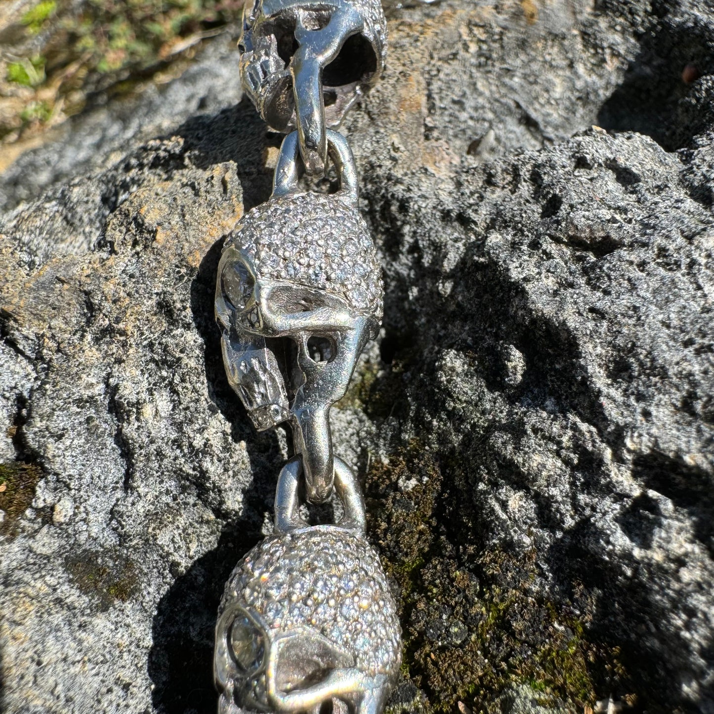 Vintage Solid 18k White Gold 21 CTW Natural Diamond Custom Skull Bracelet (7.25”)