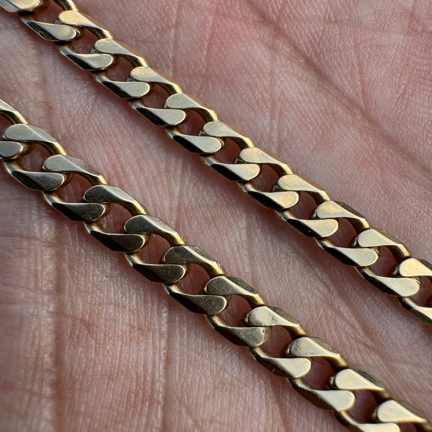 Vintage Solid 14k Italian Yellow Gold Classic Cuban Curb Link Necklace (18.5”)