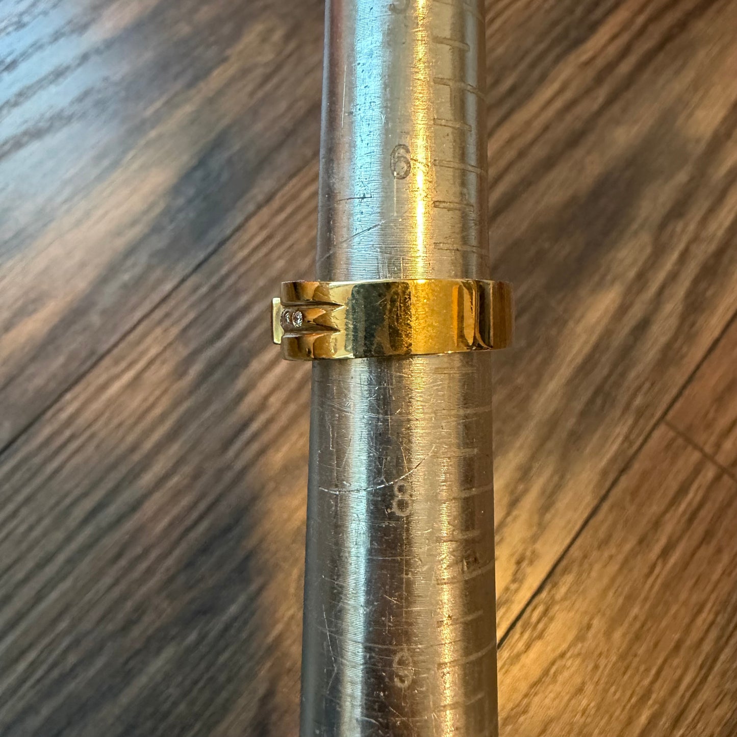 1980’s New Old Stock Solid 18k Yellow Gold 1.0ctw Natural Columbian Emerald and VS Diamond Ring (7)