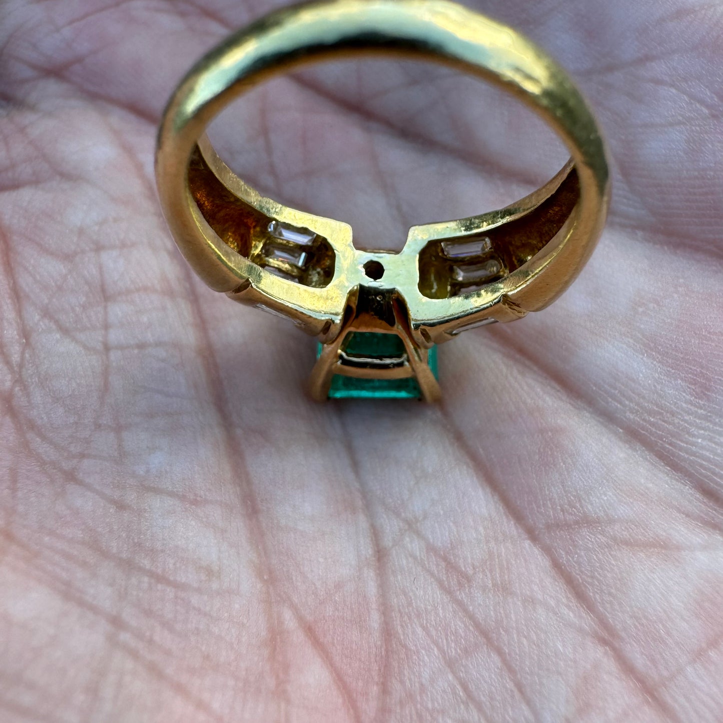 Vintage 4.0ct Emerald 18k Yellow Gold Natural .50ctw Baguette Diamond Ring (7.25)