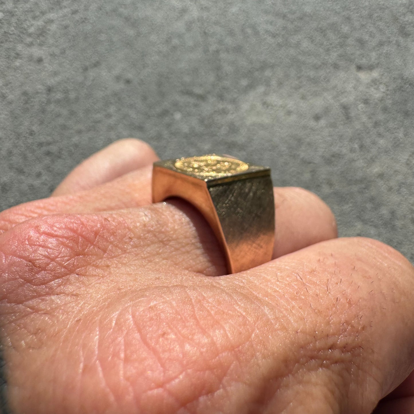 Mid-Century 14k Yellow Gold 21.6k Mexican Dos Pesos Coin Ring (9)