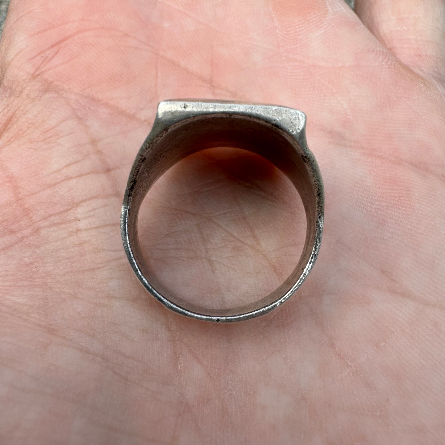 Circa 1970’s Sterling Silver Crushed Turquoise/Mother Of Pearl Inlaid Native Southwestern Thunderbird Ring (12)