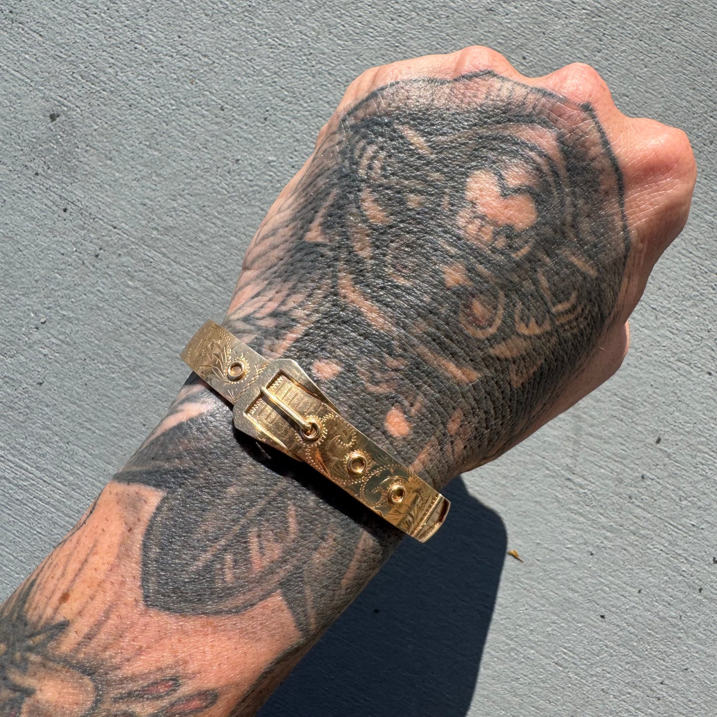 1921 Kaden Bros. 14k Yellow Gold Belt Buckle Bangle Bracelet (7.5”)