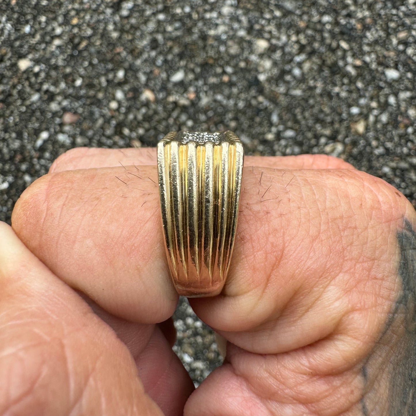 1960’s/70’s Solid 14k Yellow Gold .32CTW Natural VS Diamond Cluster Rectangular Tartelette Ring (9)