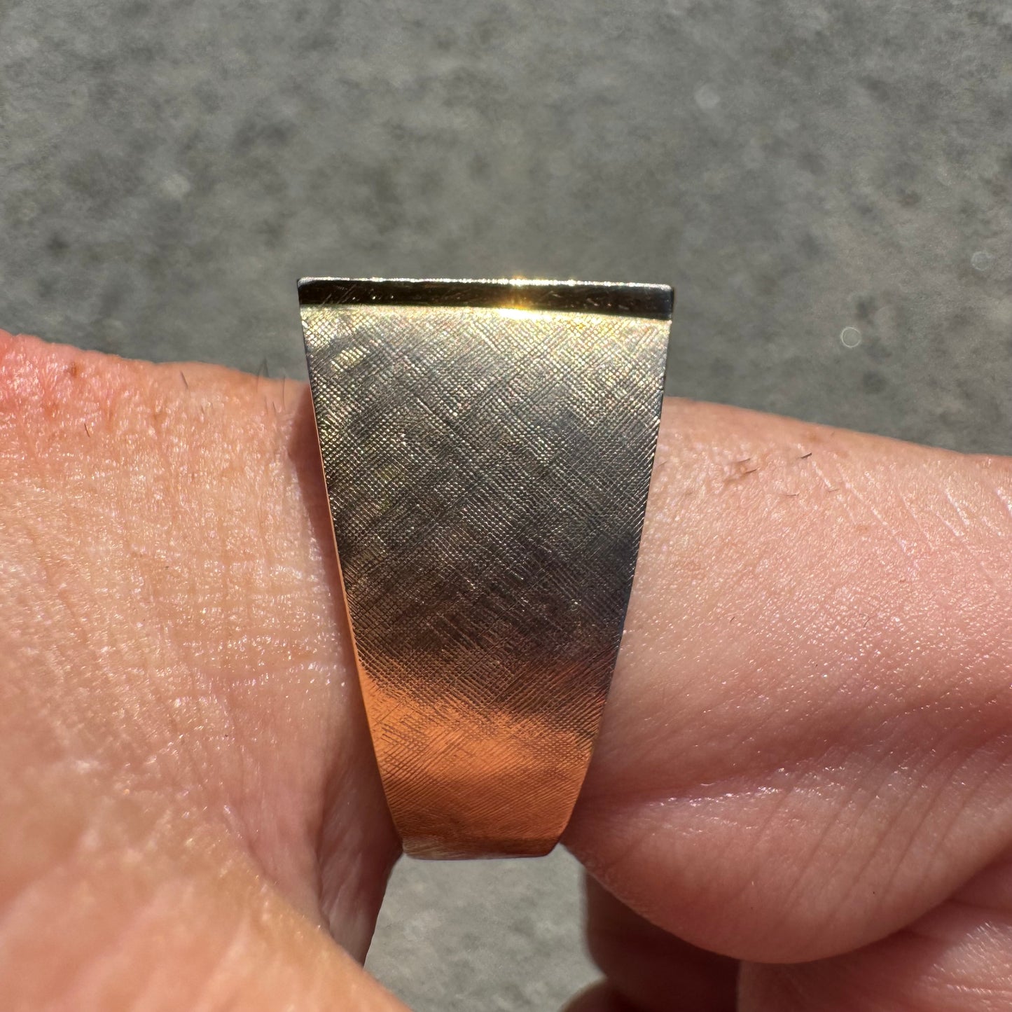Mid-Century 14k Yellow Gold 21.6k Mexican Dos Pesos Coin Ring (9)