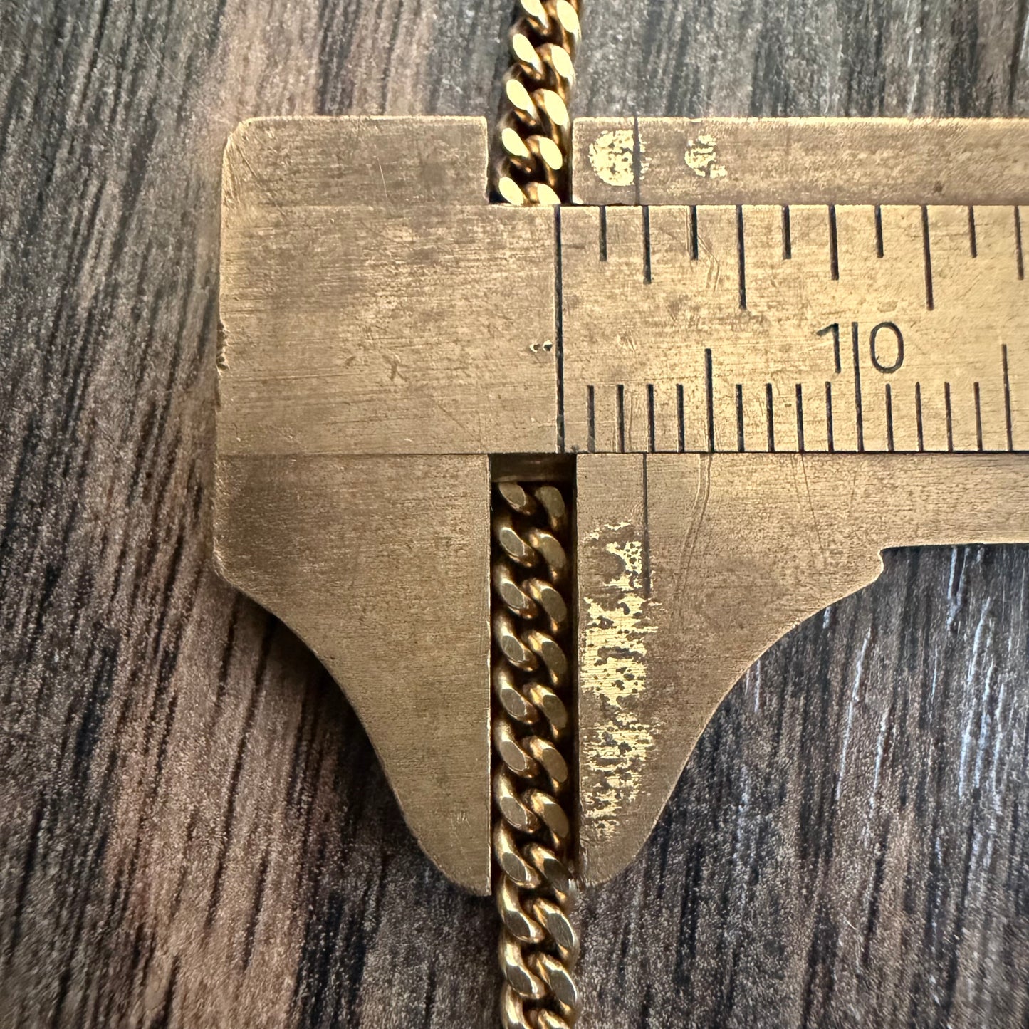 Mid-Century UnoAerre Solid 18k Yellow Gold Classic Cuban Curb Link Necklace (24”)