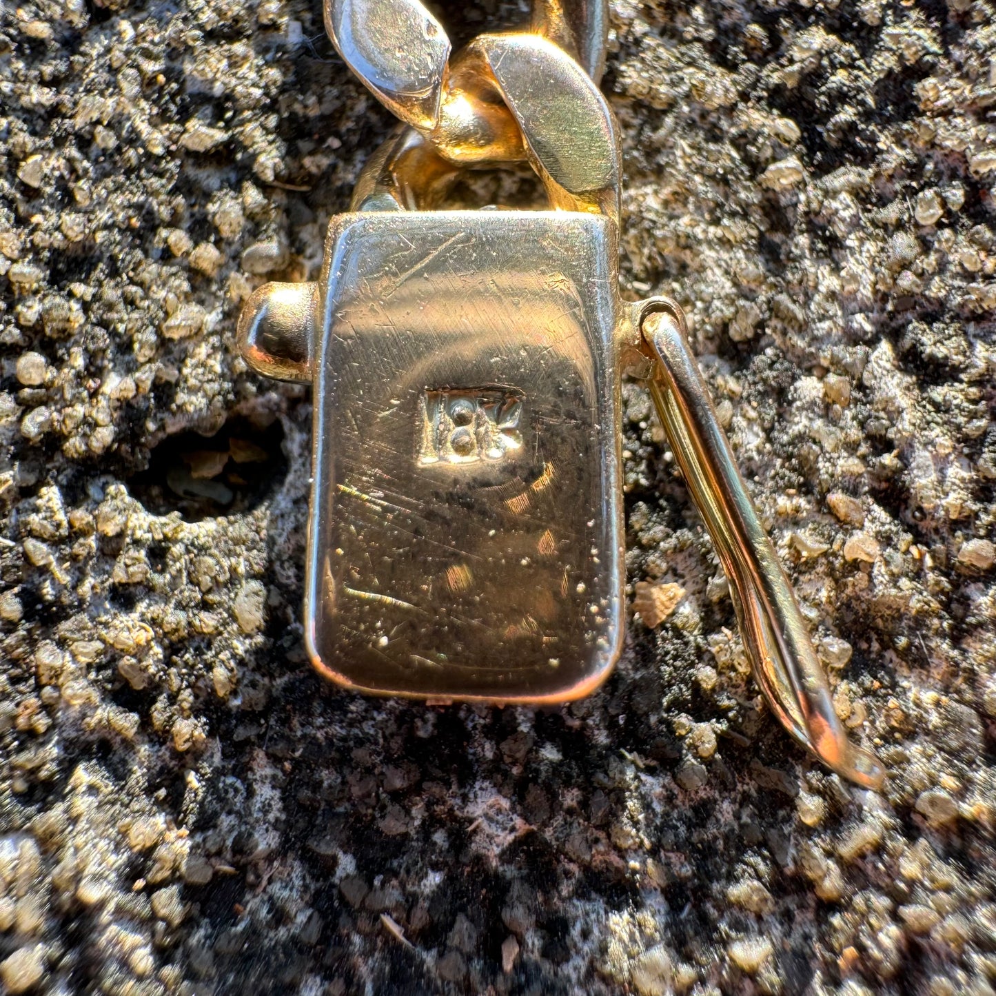 1980’s Solid 18k Yellow Gold Heavyweight Cuban Link Bracelet (8”)