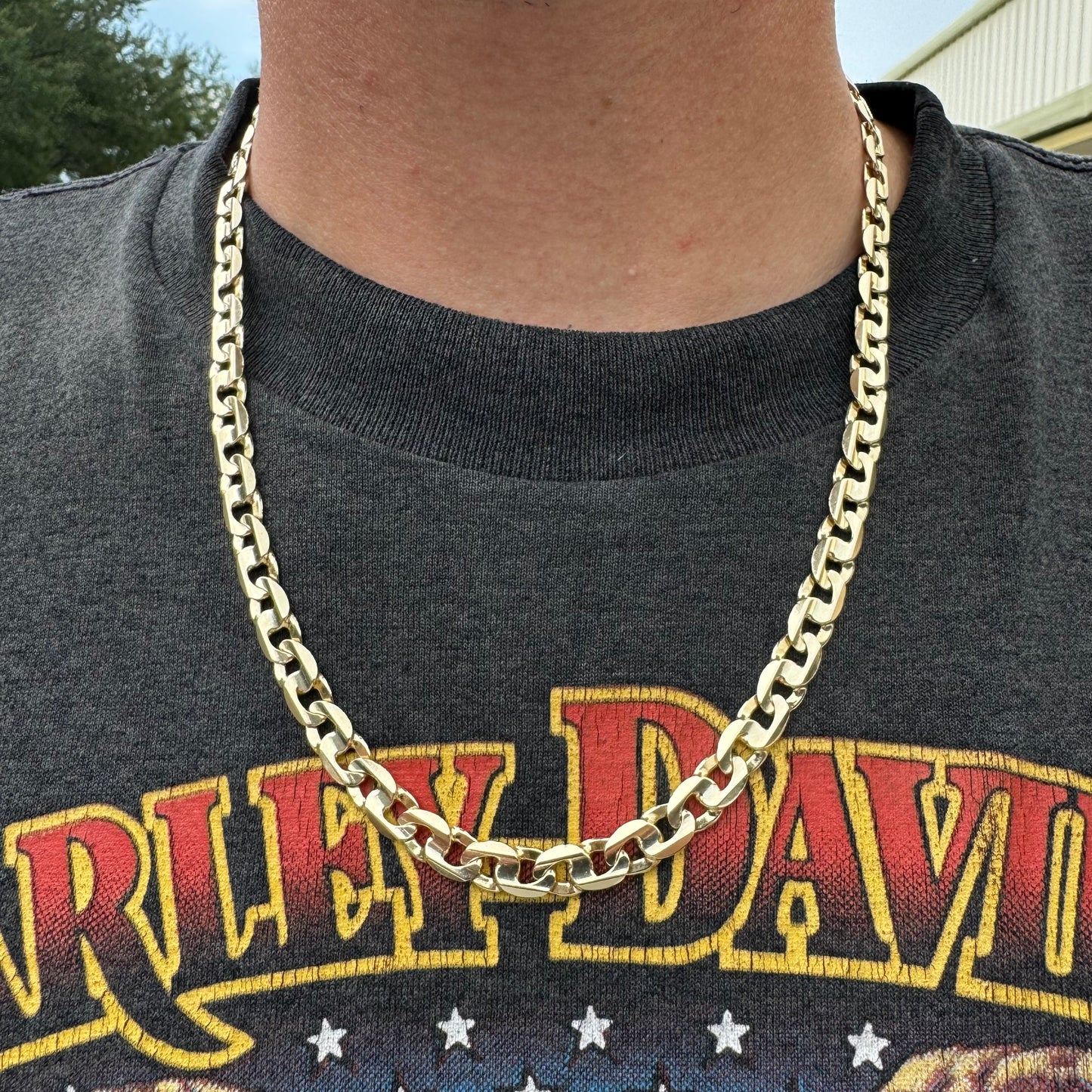 1980’s Solid 14k Yellow Italian Gold Knife Edged Figure 8 Cuban Curb Link Necklace (21”)