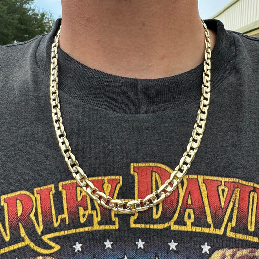 1980’s Solid 14k Yellow Italian Gold Knife Edged Figure 8 Cuban Curb Link Necklace (21”)