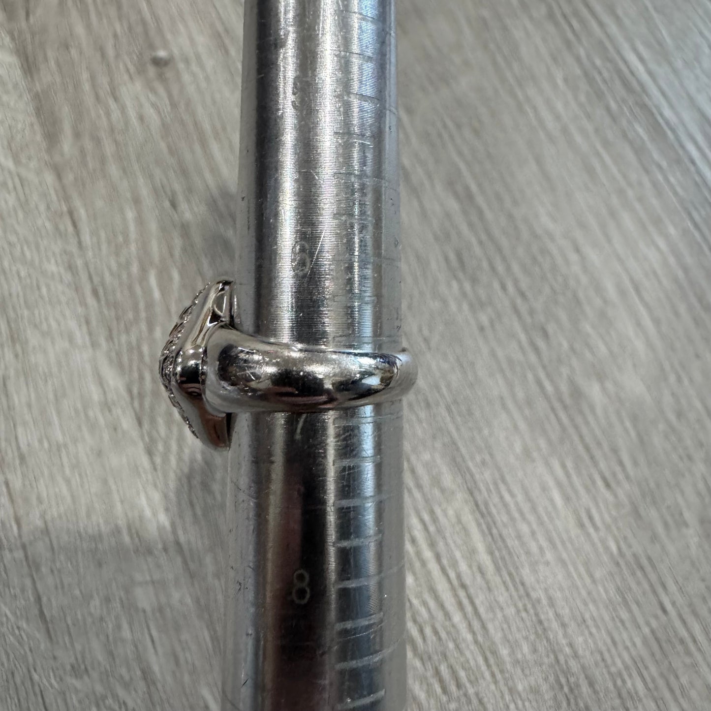 High End Designer Solid 18k White Gold 2.5ctw Natural Diamond And Yellow Sapphire “Chameleon” Ring (6.75)