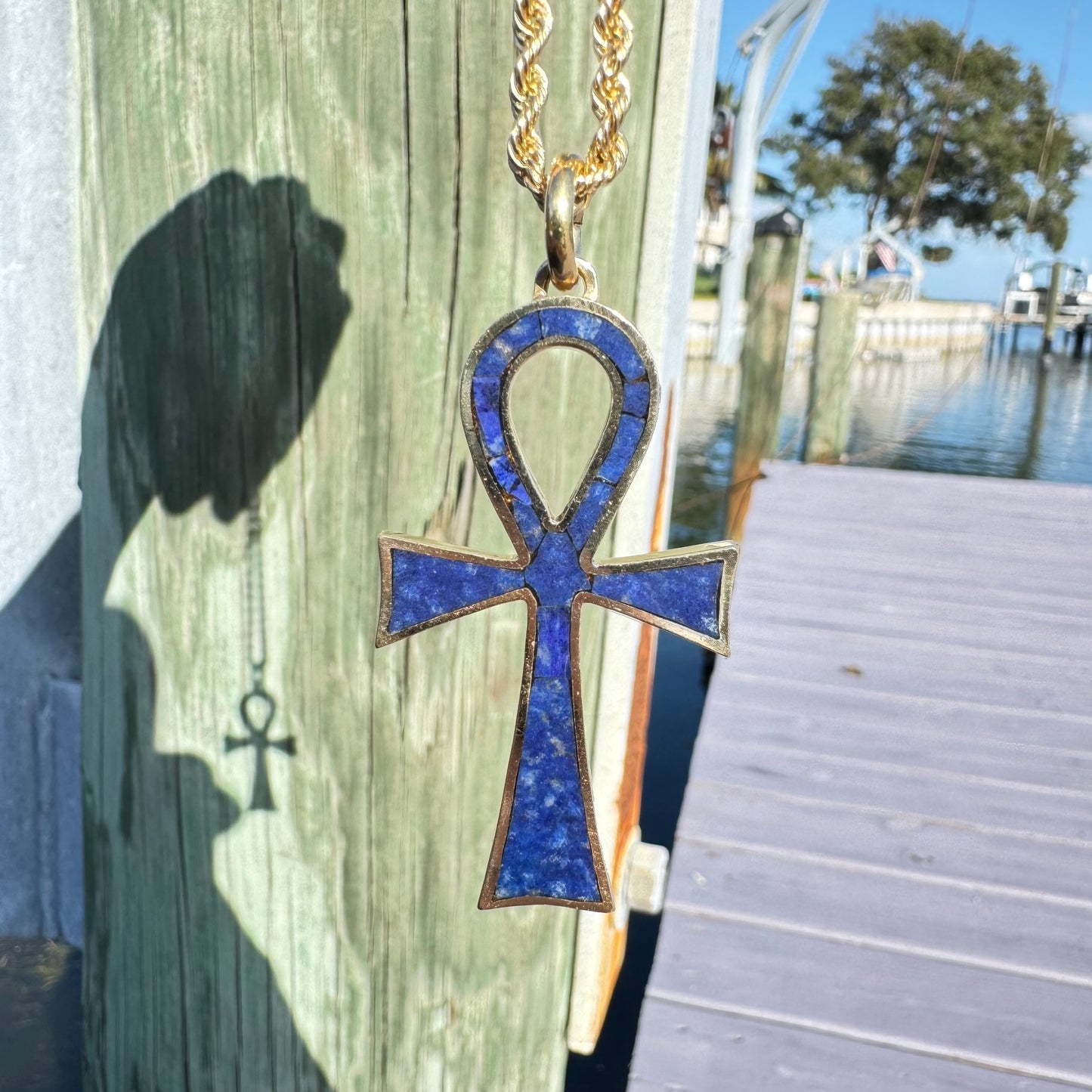 1976 Designer Handcrafted Solid 14k Yellow Gold Lapis Inlaid Egyptian Ankh Pendant