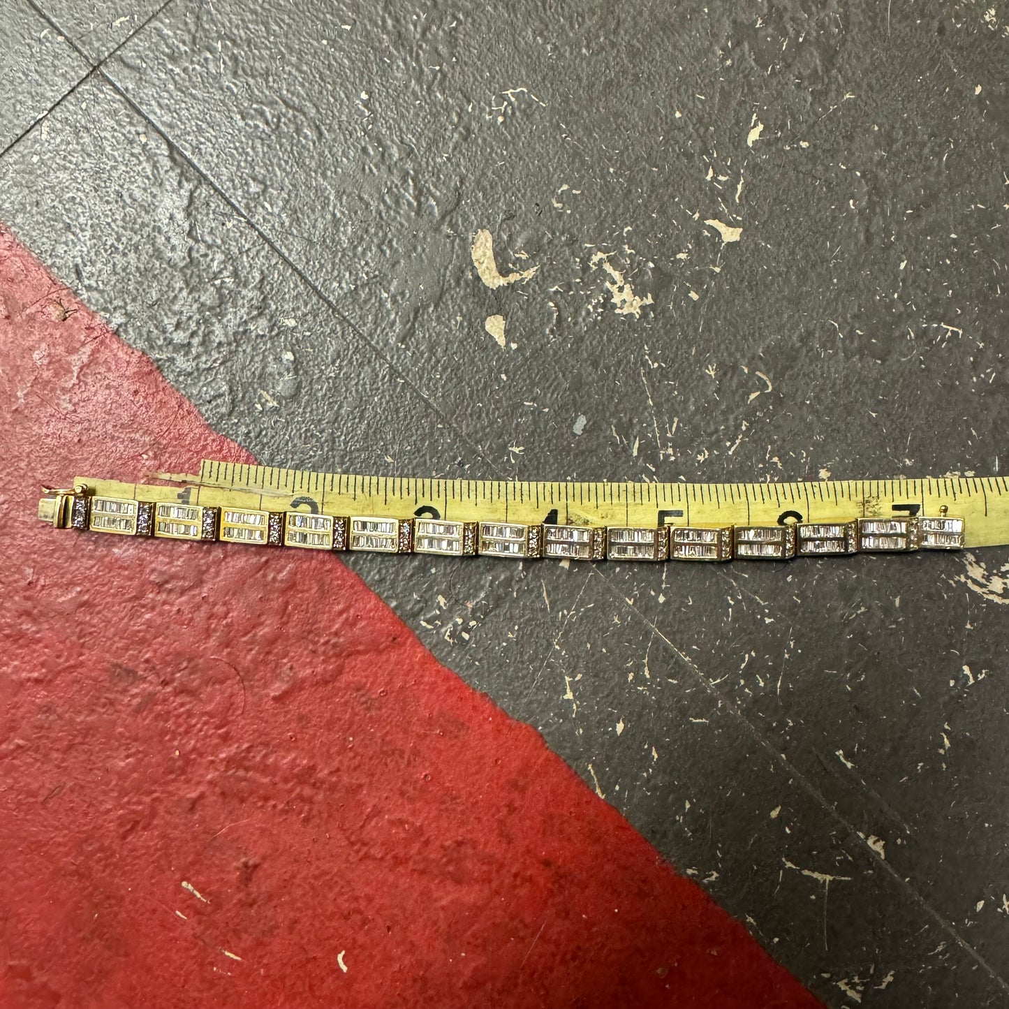 Vintage 14k Yellow Gold 10.5CTW Natural Diamond Bracelet (7.25”)