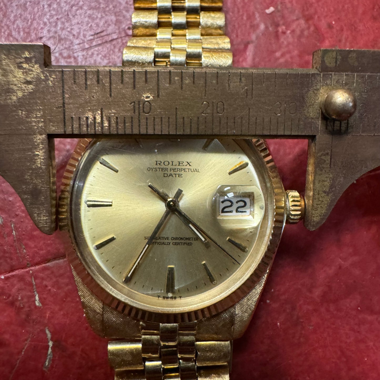 1966 Rolex Oyster Perpetual Date Ref. 1503 Florentine Finish 14k Gold (7.5”/34mm)