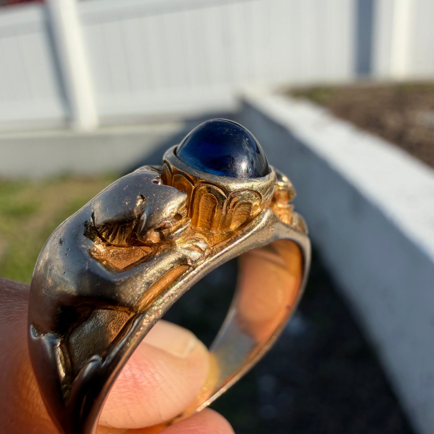 Art Nouveau Solid 14k Yellow Gold Sugar Loaf Sapphire Double Lion Ring (8.5)