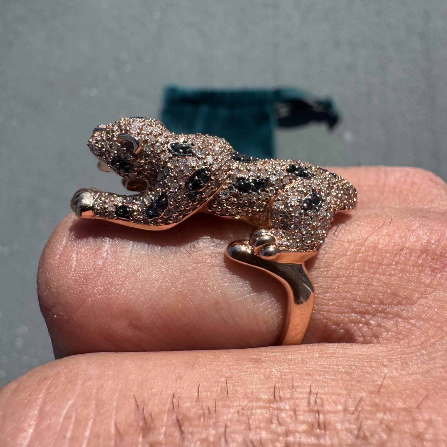 Effy Solid 14k Rose Gold 1.52ctw Natural Diamond And Emerald Stalking Panther Ring (7.25)