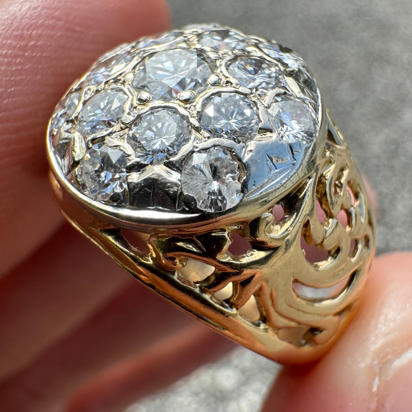 Vintage 14k Yellow Gold 1.5CTW VVS/VS Quality Mosaic Starburst Set Cluster Scroll Ring (9)