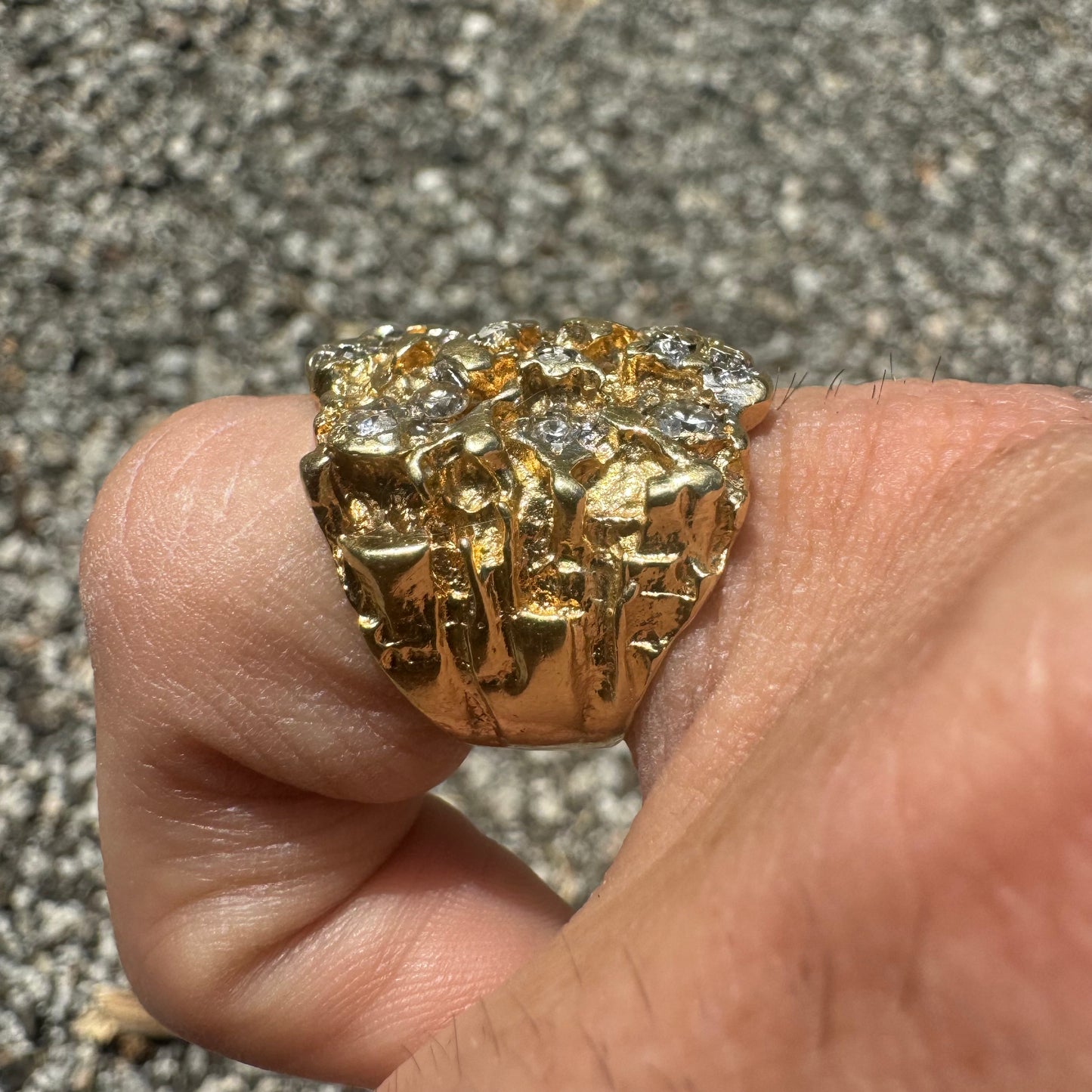 1970’s Solid 14k Yellow Gold .80ctw Natural Diamond Encrusted Brutalist Nugget Ring (6.25)
