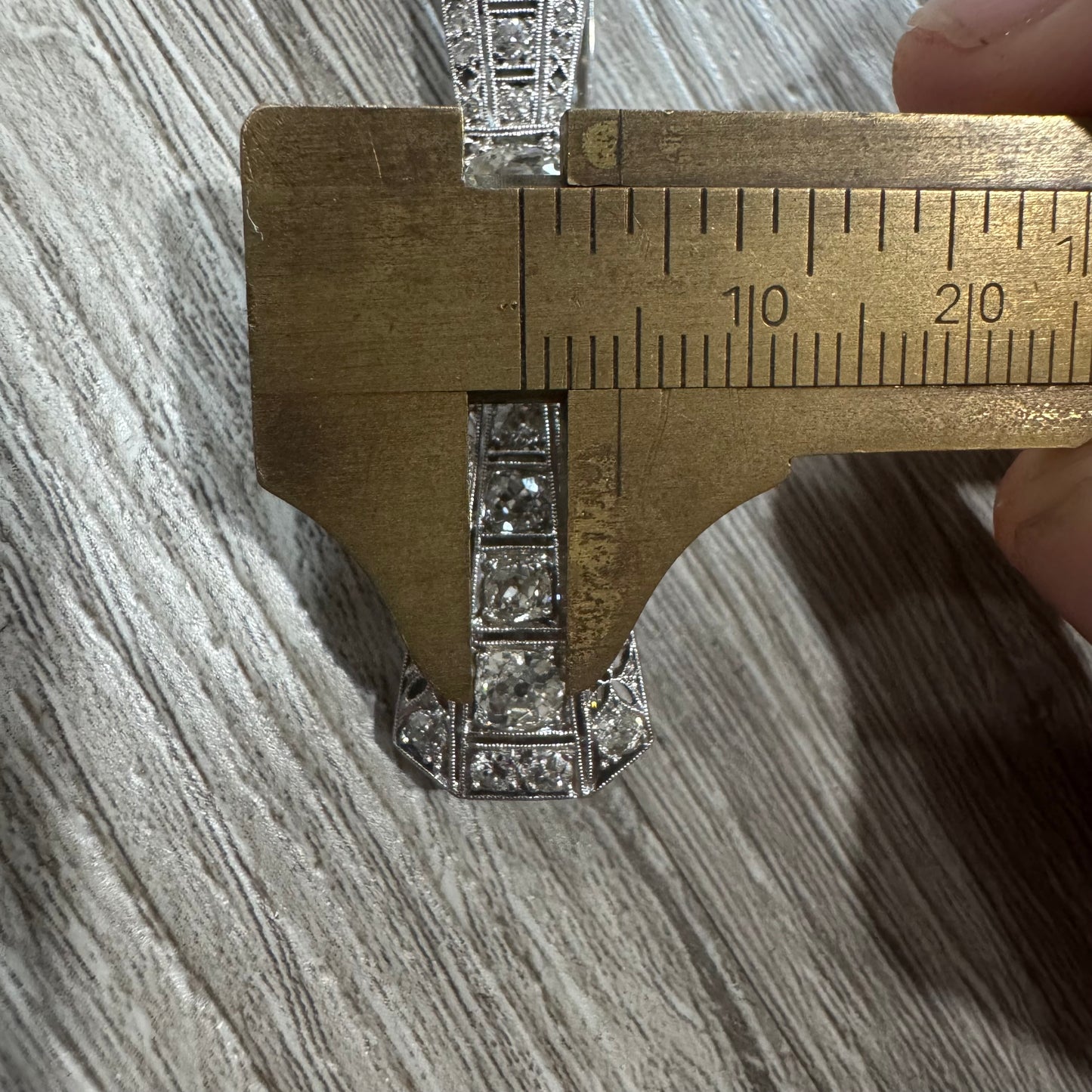 Victorian Solid Platinum 4.25ctw Natural Old Mine Cut Diamond Brooch