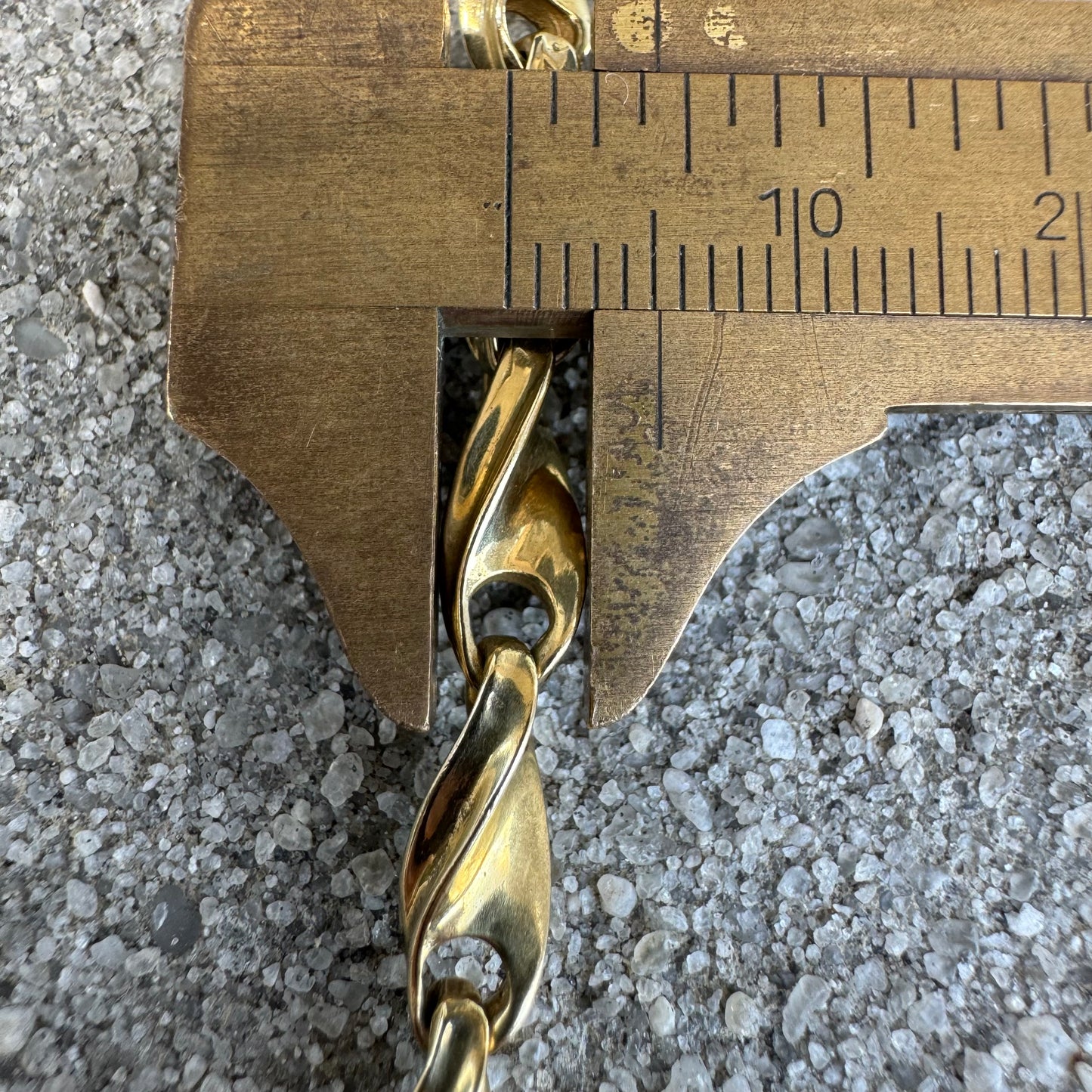 1980’s Solid 14k Yellow Gold Fancy Heavyweight Spiral Link Necklace (23”)