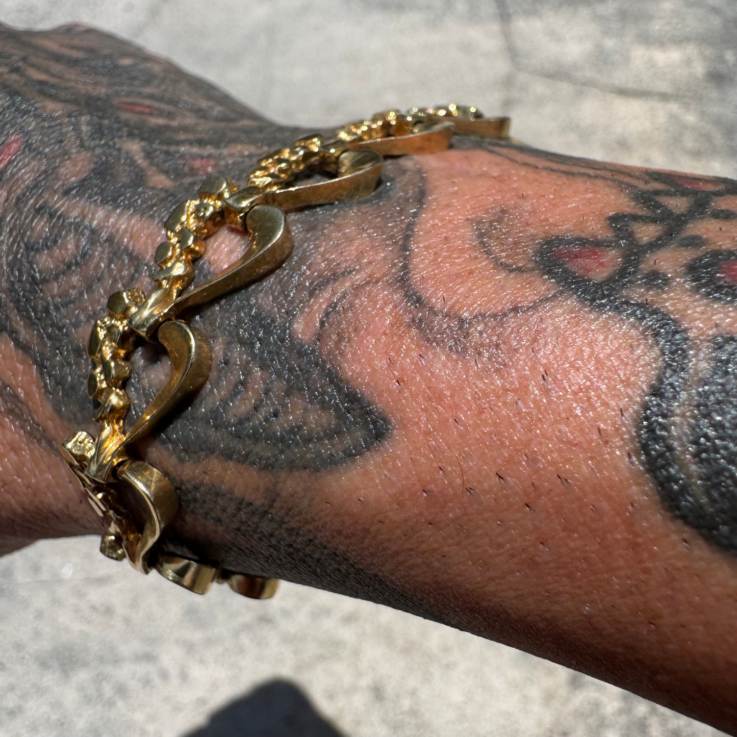 1970’s Solid 14k Yellow Gold Heavyweight Nugget Heart Link Bracelet (6.75”)