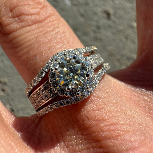 Brand New 14k White Gold 1.67CTW Natural VS Faint Yellow Round Brilliant Cut Diamond Halo Ring (8)
