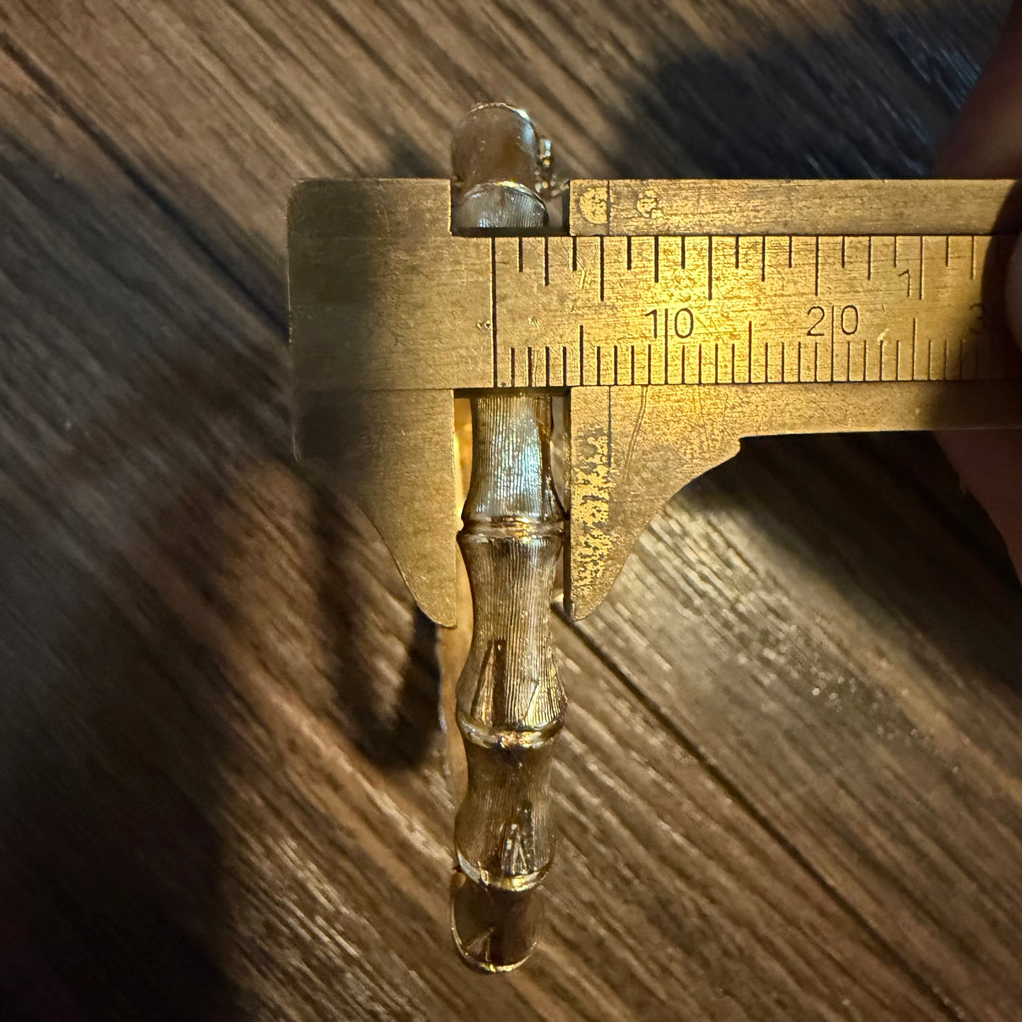 Vintage Designer Made Solid 14k Yellow Gold Bypass Bamboo Hinged Bangle Bracelet (5.75”-6.75”)