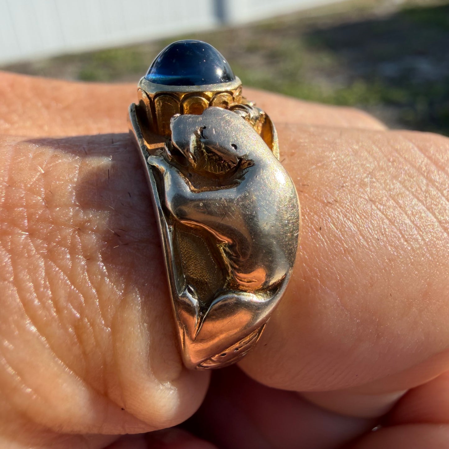 Art Nouveau Solid 14k Yellow Gold Sugar Loaf Sapphire Double Lion Ring (8.5)