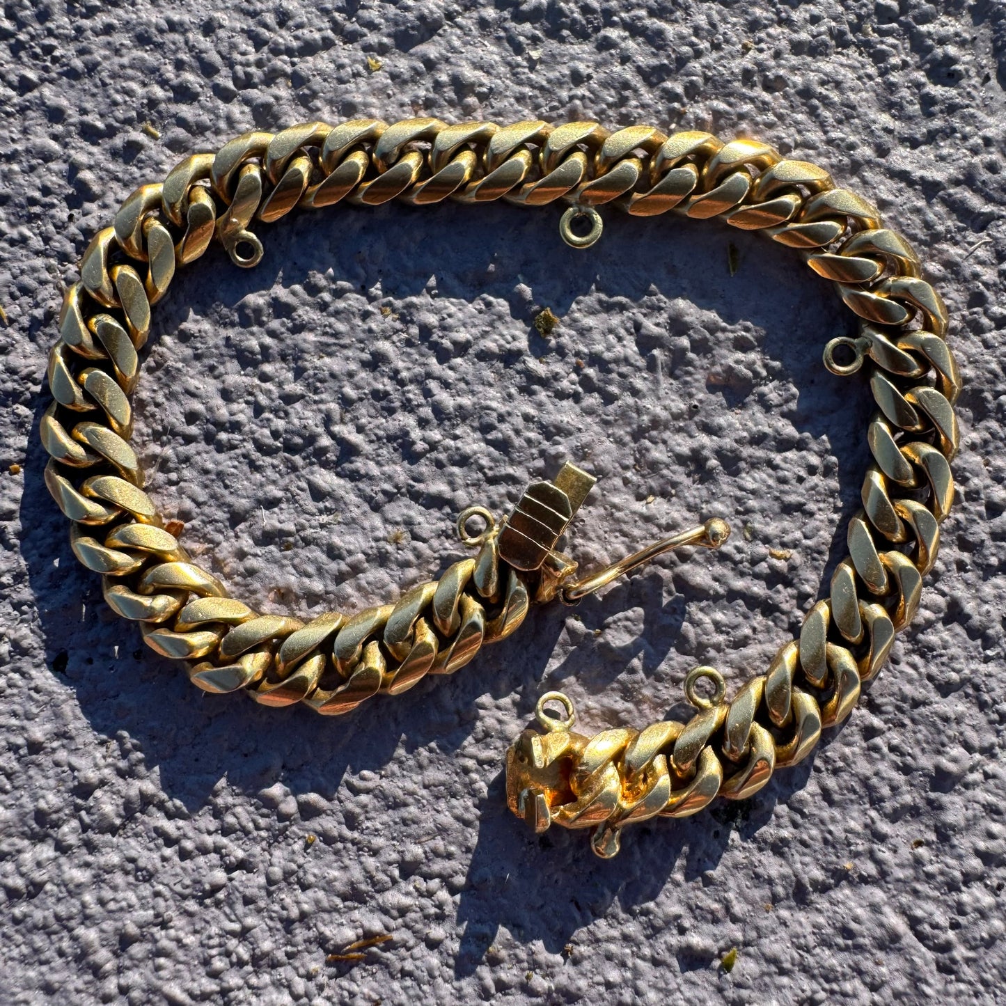 Mid-Century Solid 18k Yellow Gold Handmade Miami Cuban Link Charm Bracelet (7.25”)