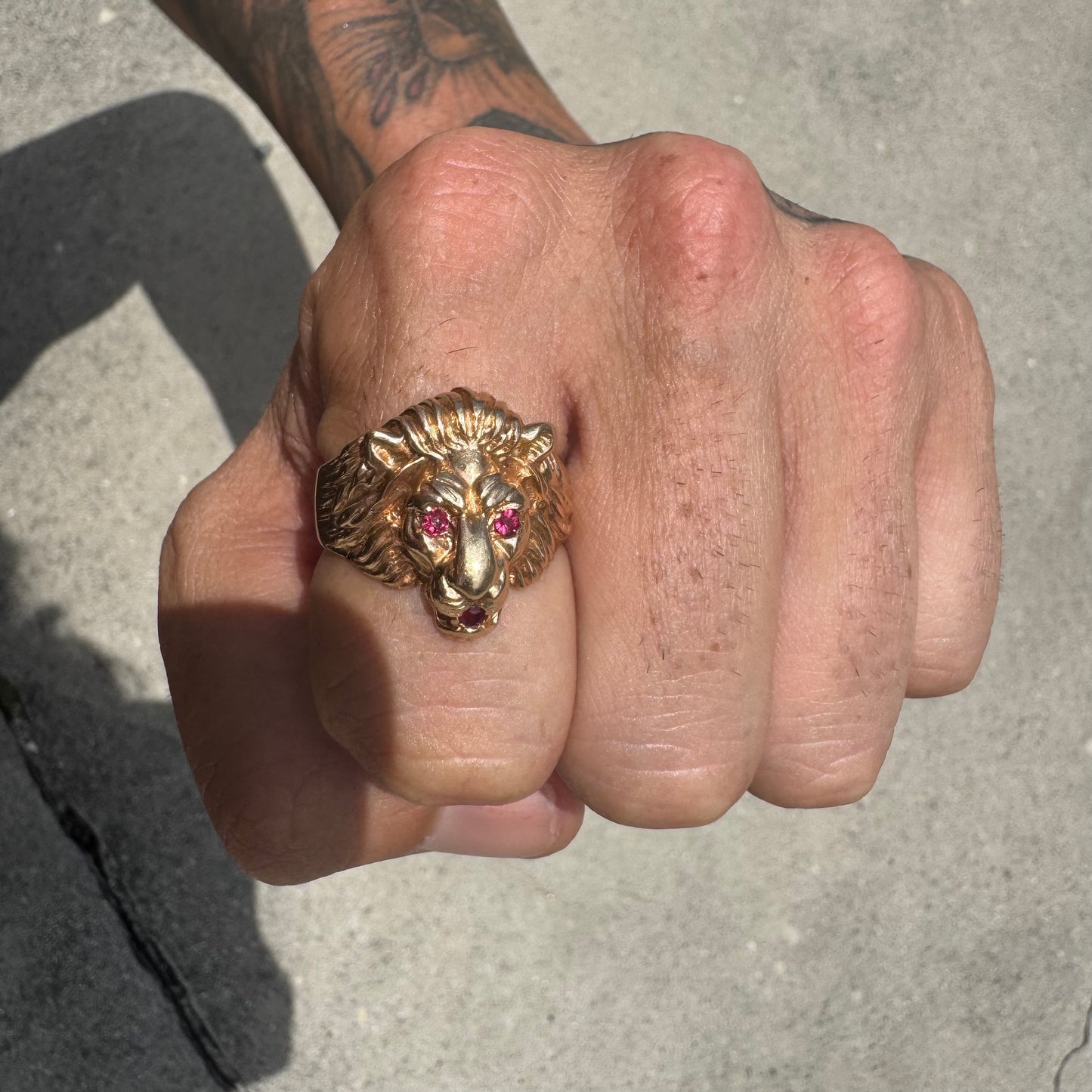 1970’s Solid 14k Yellow Gold Natural Ruby Encrusted Lion Ring (10.75)