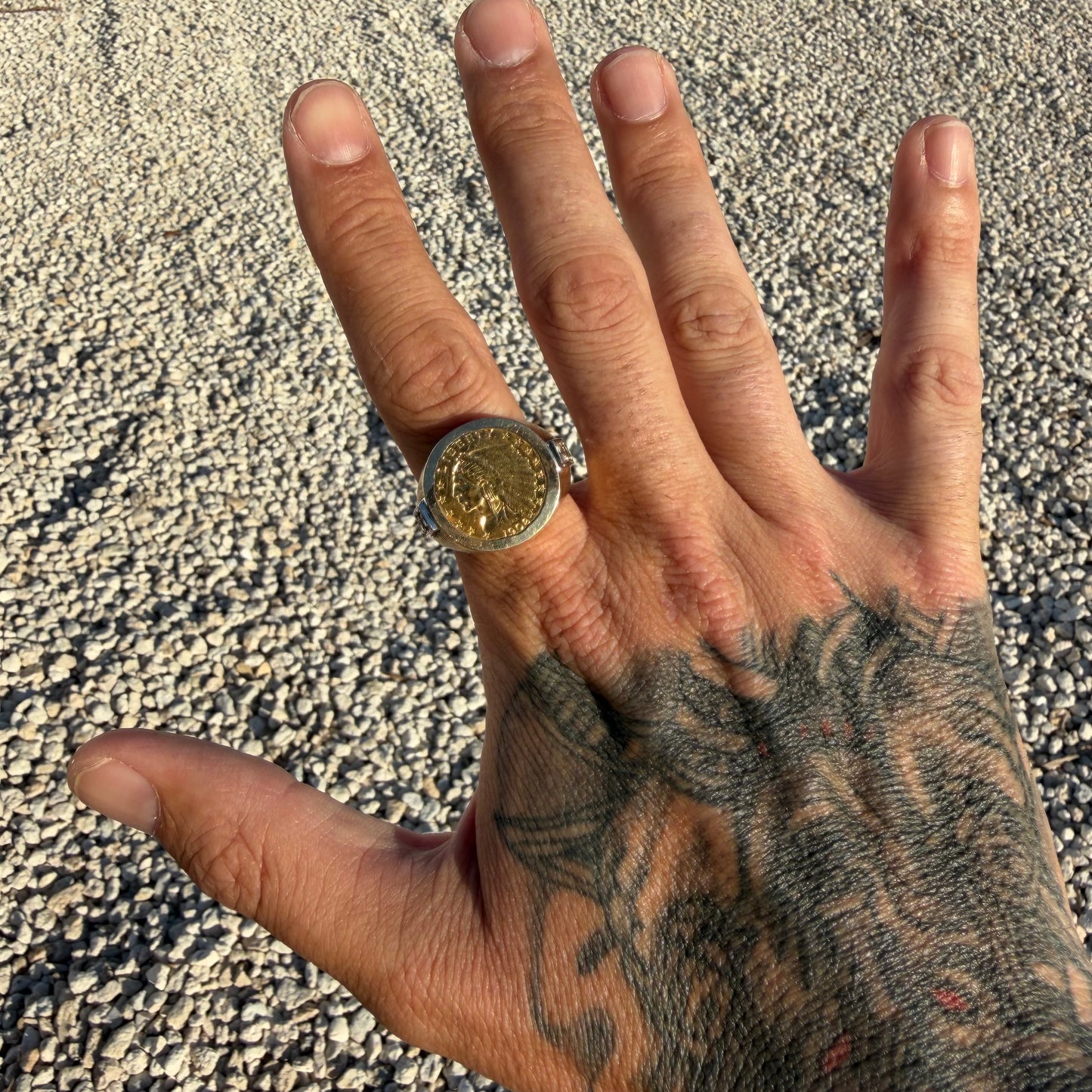 Vintage Solid 14k Yellow Gold Natural Diamond 1908 Indian Head $2.50 Coin Ring (12)