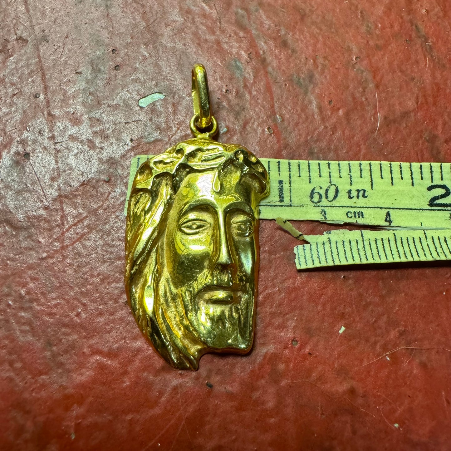 Vintage Solid 18k Italian Yellow Gold Diamondcut Suffering Jesus Piece