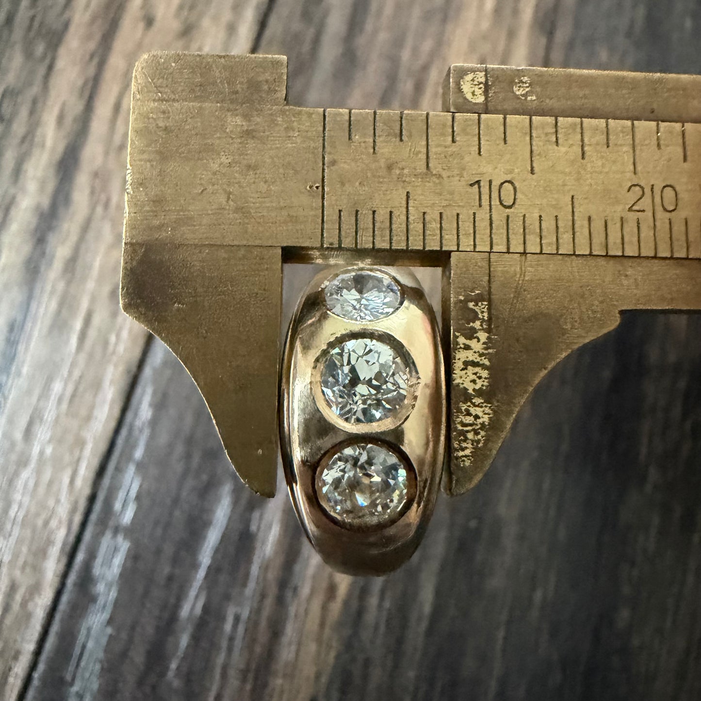 Art Deco Solid 14k Yellow Gold 1.20ctw Natural Old Cut Diamond Gypsy Trilogy Ring (6.5)