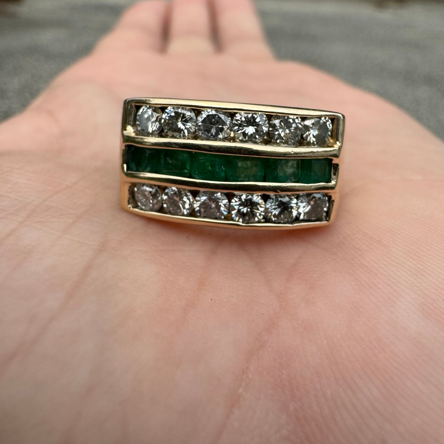 Vintage 14k Yellow Gold Custom Made 1.8ctw Natural Diamond And .90ctw Columbian Emerald Ring (8)