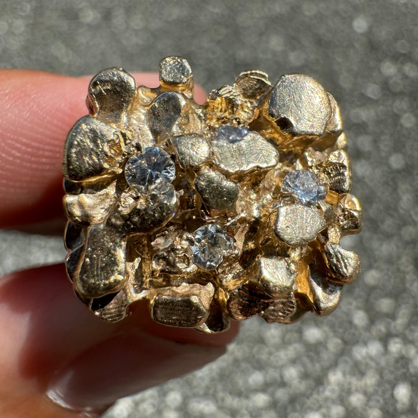 1980’s Solid 14k Yellow Gold Heavyweight .35ctw Diamond Encrusted Nugget Ring (8.5)