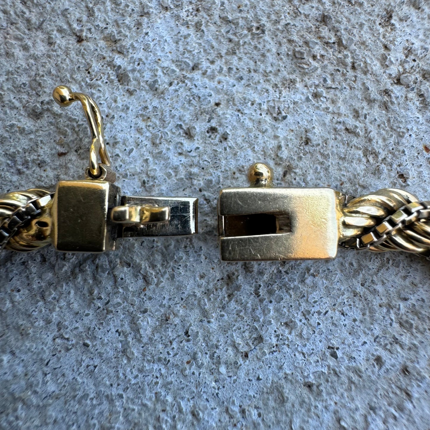 Vintage 18k Two-Tone Italian Designer Interwoven Box Link Rope Bracelet (7.5”)