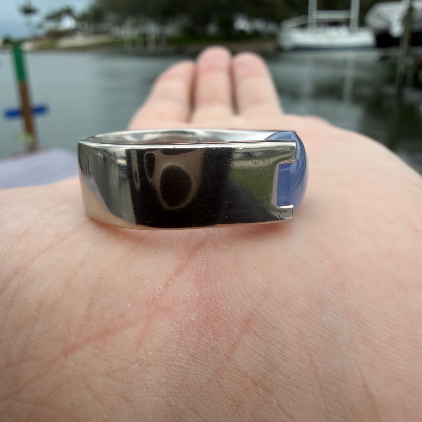 1999 Cartier Solid 18k White Gold Tankissme Chalcedony Ring (8)