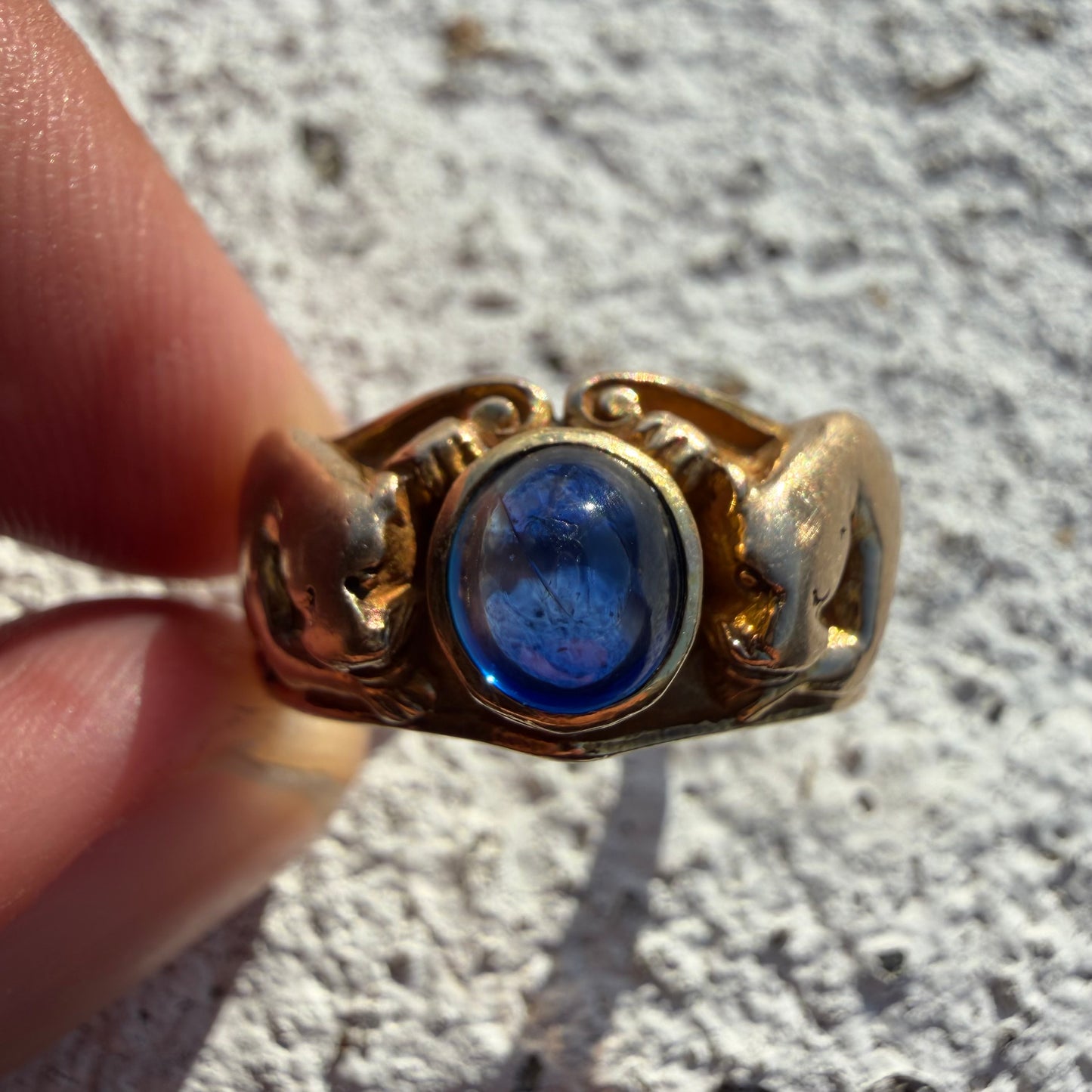 Art Nouveau Solid 14k Yellow Gold Sugar Loaf Sapphire Double Lion Ring (8.5)