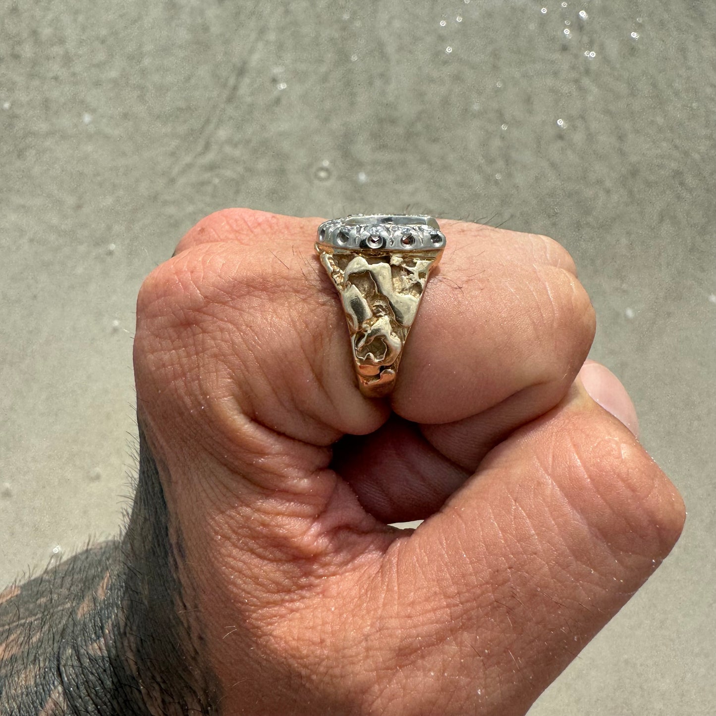1980’s 14k Gold .77CTW Natural Diamond Horseshoe Nugget Ring (10)