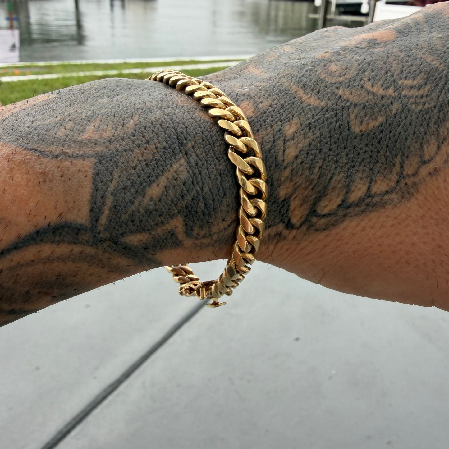 Mid-Century Solid 18k Yellow Gold Handmade Miami Cuban Link Bracelet (7.25”)