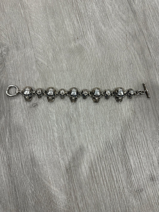 Bracelet skull
