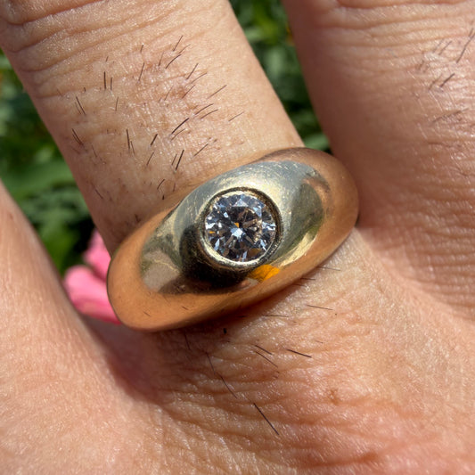 Mid-Century Solid 14k Yellow Gold .45ct Natural VS Diamond Rub Over Gypsy Ring (10)