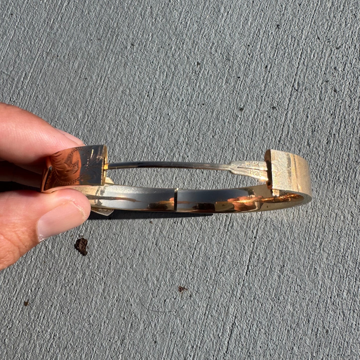 1921 Kaden Bros. 14k Yellow Gold Belt Buckle Bangle Bracelet (7.5”)