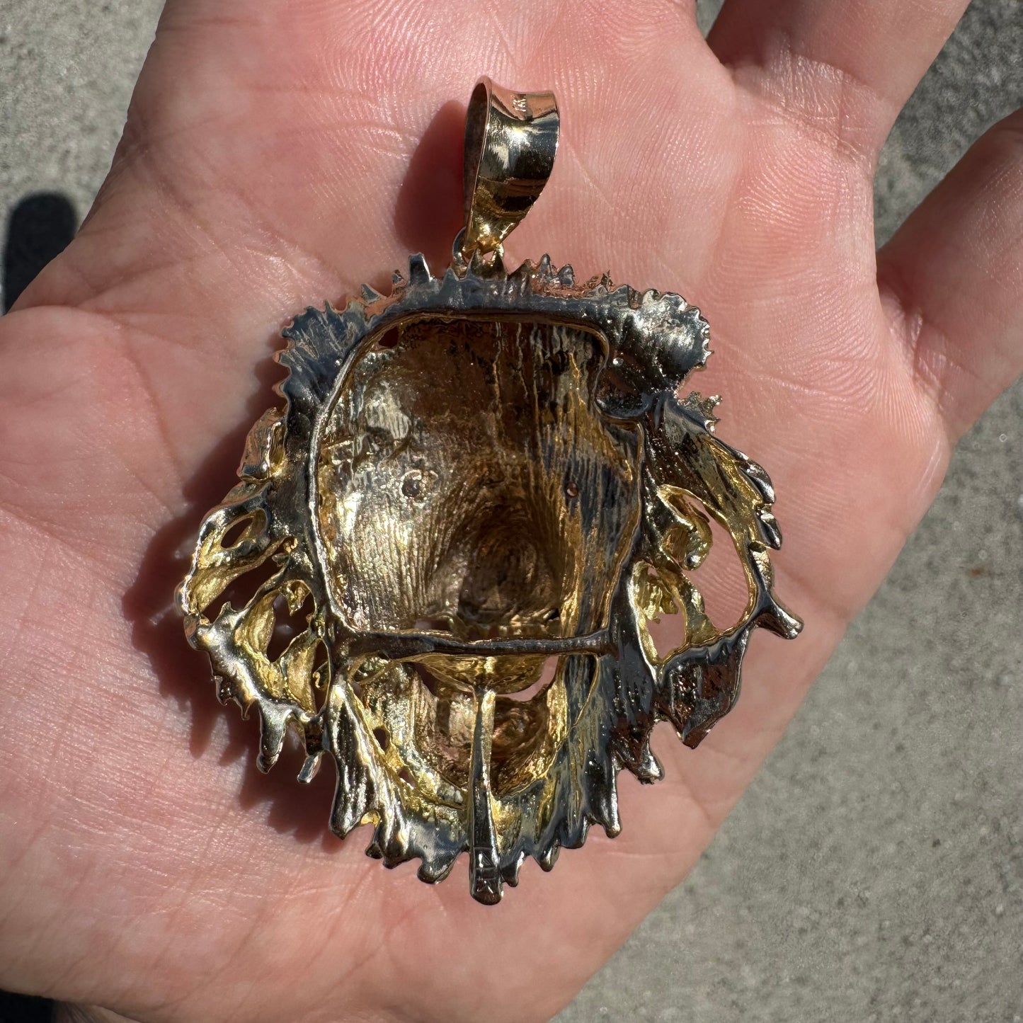 Vintage Solid 14k Yellow Gold Natural Diamond Large Heavyweight Lion Pendant