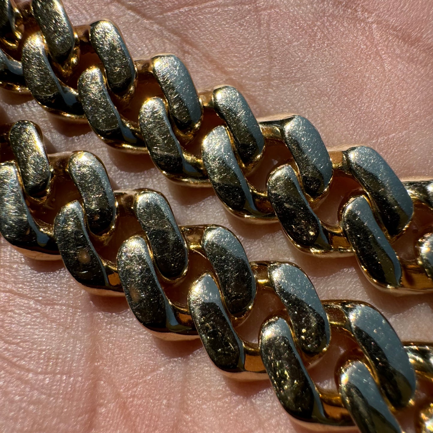 Solid 10k Yellow Gold 2 Row Prong Set 20.0ctw Natural Diamond Cuban Link Necklace (20”)