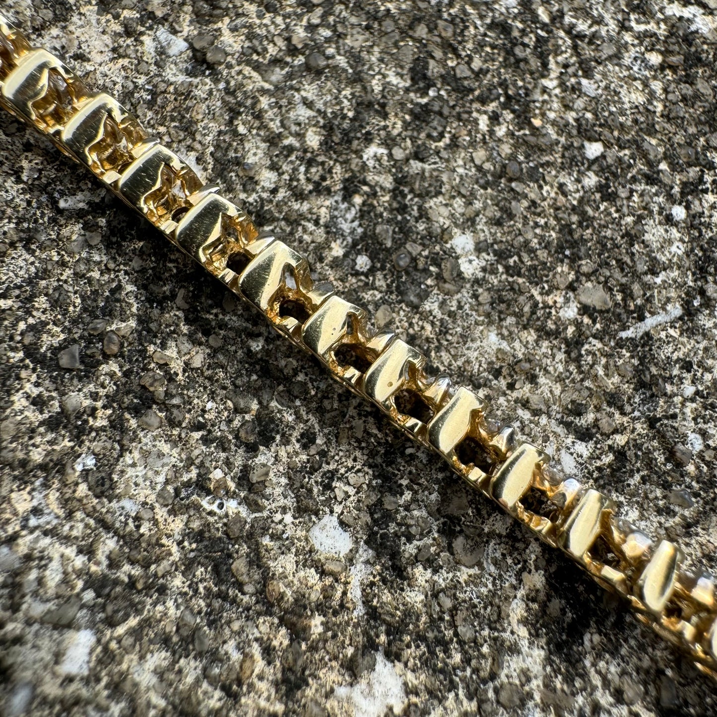 Vintage 2.25CTW Natural Diamond 14k Yellow Gold S-Link Tennis Bracelet (7.15”)