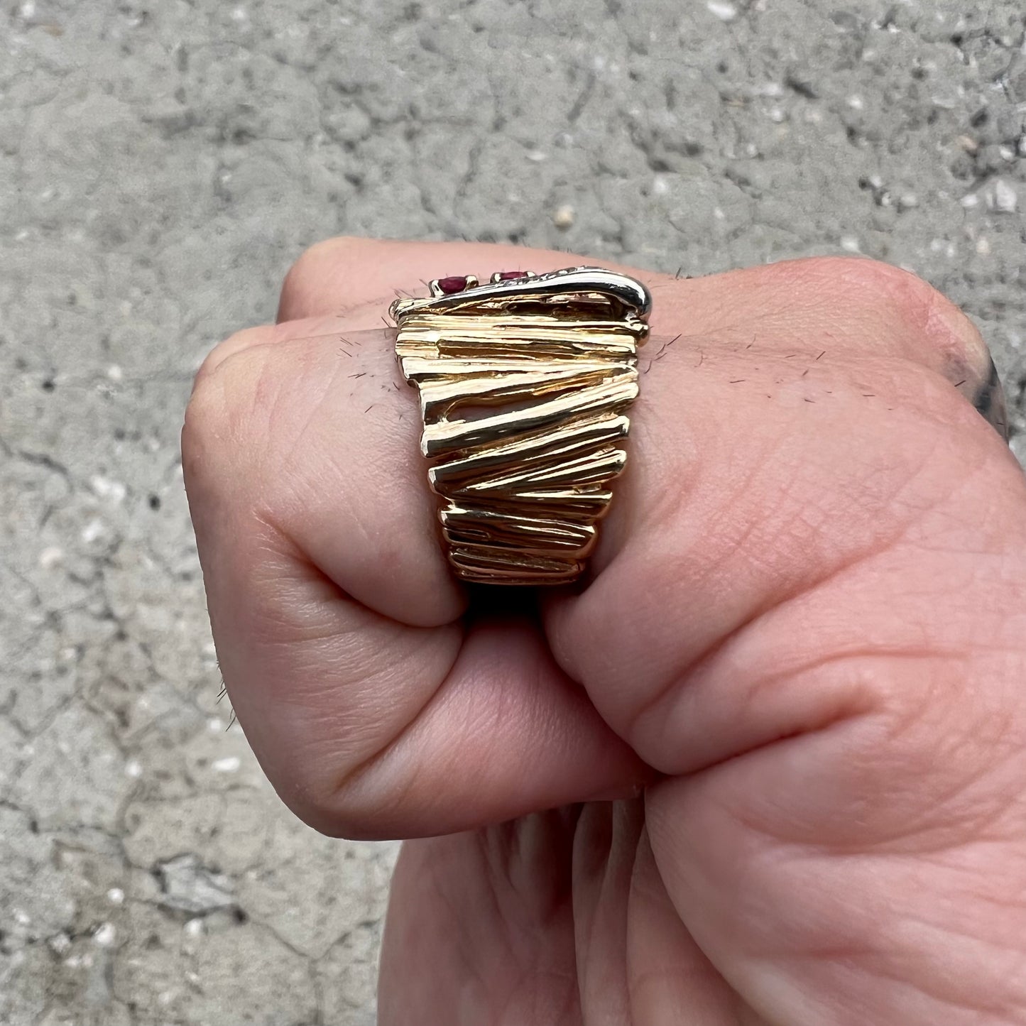 1960’s Custom Solid 14k Yellow Gold Natural Ruby And Diamond Encrusted Brutalist Ring (5)