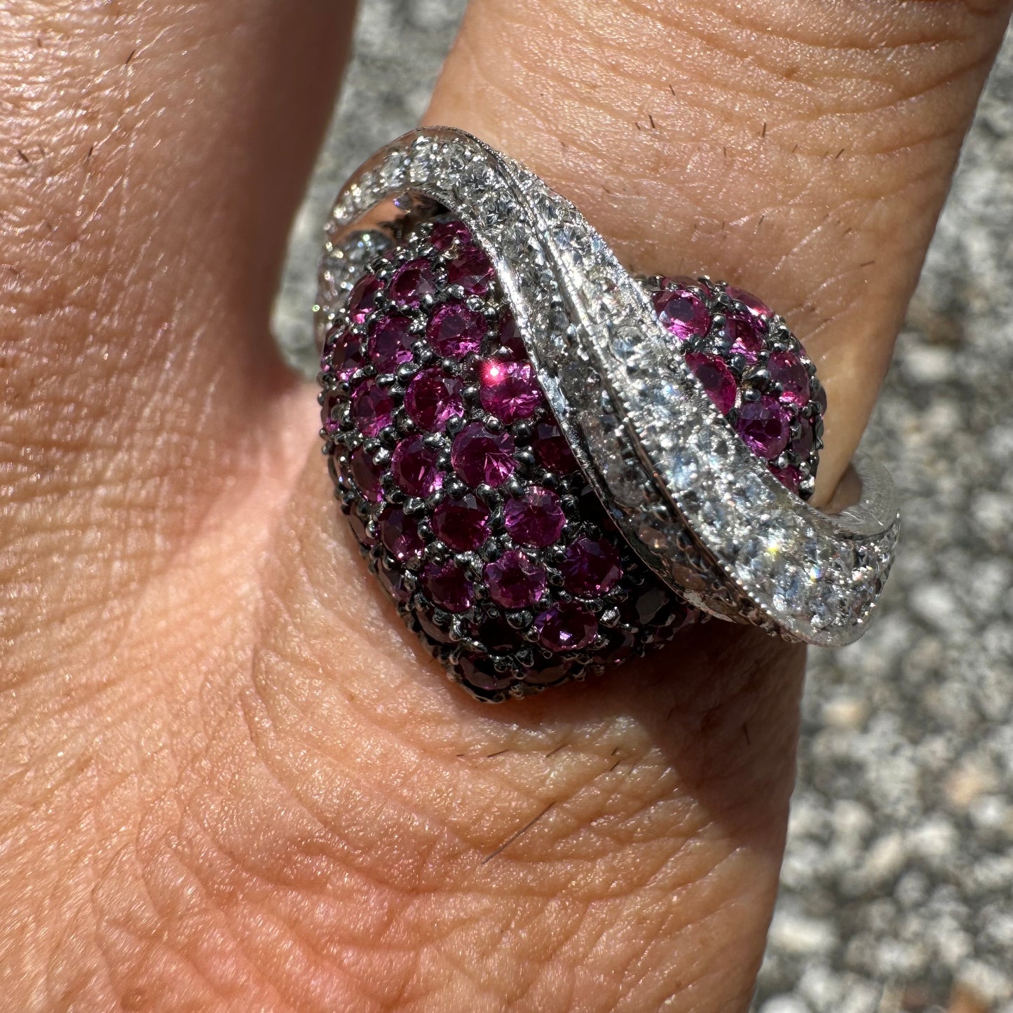 Immaculate 14k White Gold Natural Diamond And Ruby Flooded Banner Heart Ring (8)